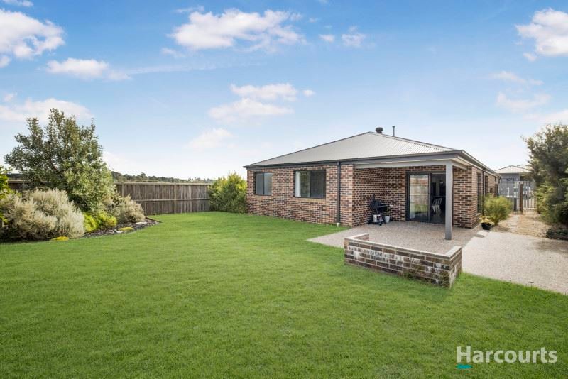 Photo - 70 Silkwood Drive, Warragul VIC 3820 - Image 9