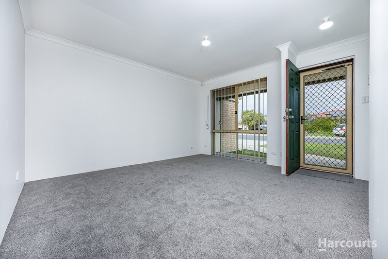 Photo - 70 St Barnabas Boulevard, Quinns Rocks WA 6030 - Image 5