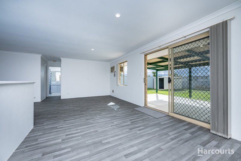 Photo - 70 St Barnabas Boulevard, Quinns Rocks WA 6030 - Image 11