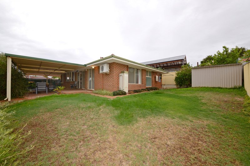 Photo - 70 Stonehaven Parade, Kinross WA 6028 - Image 25