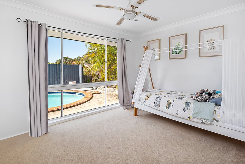 Photo - 70 Thorngate Drive, Robina QLD 4226 - Image 10