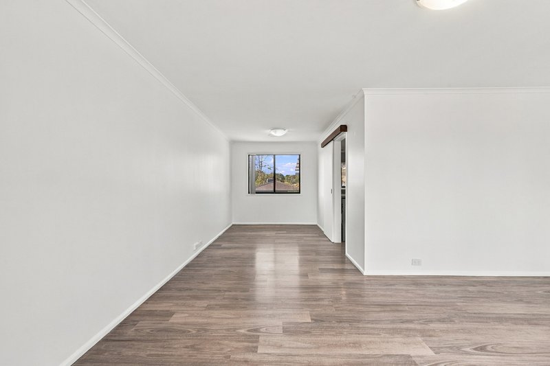 Photo - 70 Twamley Crescent, Richardson ACT 2905 - Image 5
