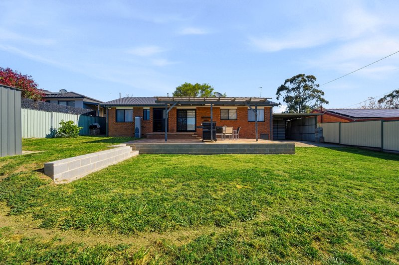 Photo - 70 Twamley Crescent, Richardson ACT 2905 - Image 15