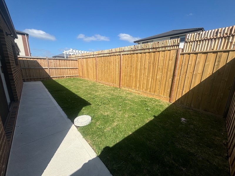 Photo - 70 Vestige Circuit, Tarneit VIC 3029 - Image 3