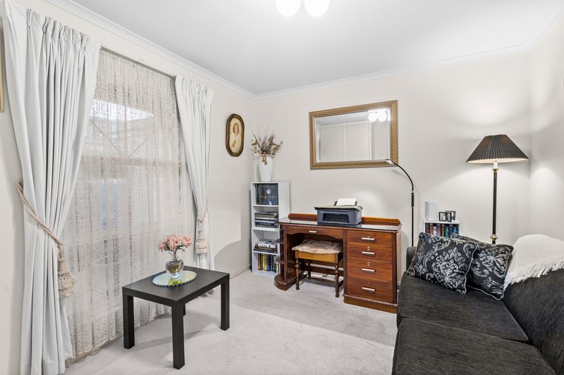 Photo - 70 Vincent Boulevard, Flagstaff Hill SA 5159 - Image 13