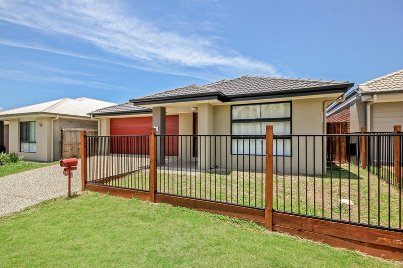 Photo - 70 Wallarah Parade, North Lakes QLD 4509 - Image 6