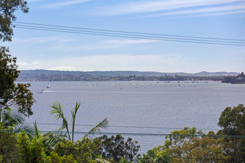 Photo - 70 Watkins Road, Wangi Wangi NSW 2267 - Image 6