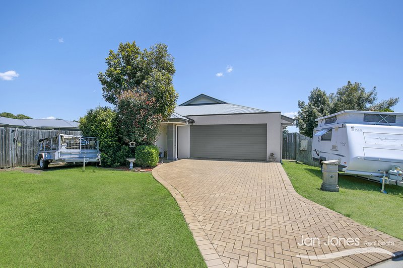 Photo - 70 Willowleaf Cct , Upper Caboolture QLD 4510 - Image 2