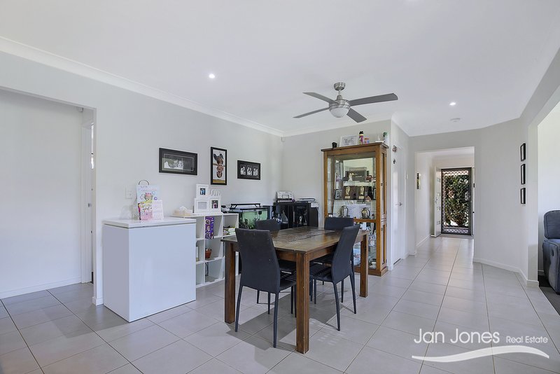 Photo - 70 Willowleaf Cct , Upper Caboolture QLD 4510 - Image 11