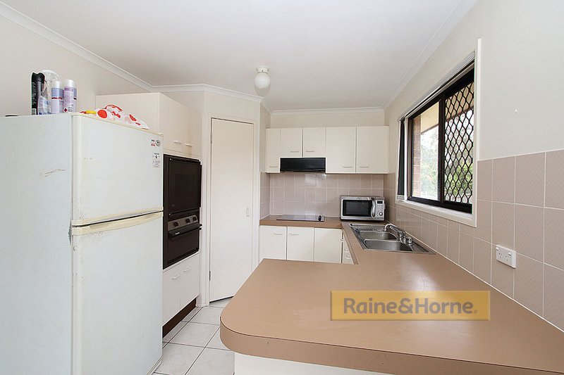 Photo - 70 Wilson Drive, Camira QLD 4300 - Image 2