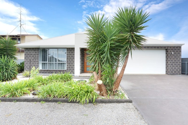 Photo - 70 Woodforde Drive, North Beach SA 5556 - Image 3