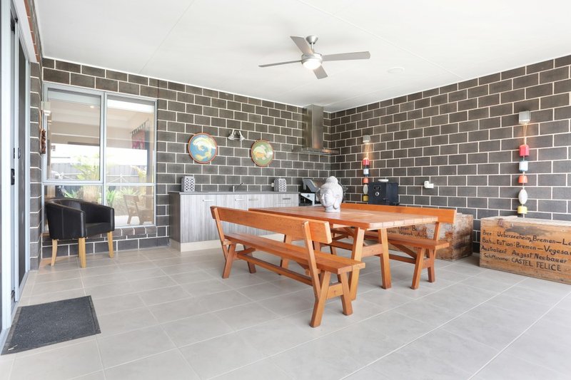 Photo - 70 Woodforde Drive, North Beach SA 5556 - Image 6