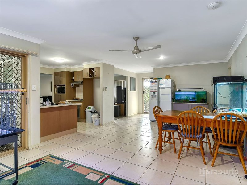 Photo - 70 Woodrose Road, Morayfield QLD 4506 - Image 5