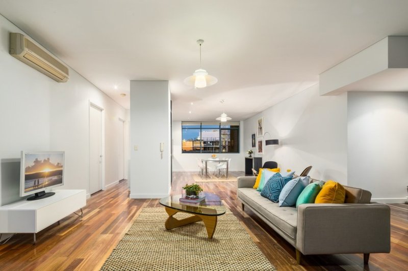 Photo - 70/10 Pyrmont Bridge Road, Camperdown NSW 2050 - Image 4