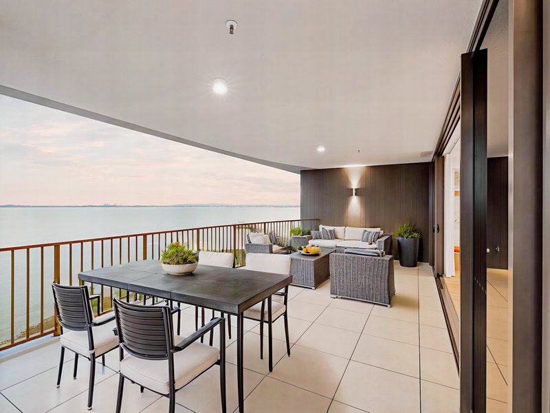 Photo - 701/16-20 Woodcliffe Crescent, Woody Point QLD 4019 - Image 4