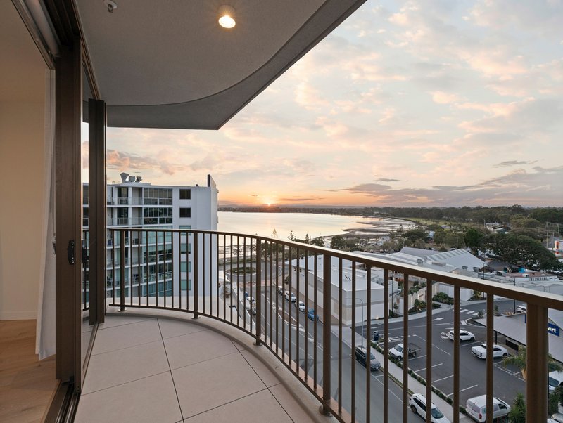 Photo - 701/16-20 Woodcliffe Crescent, Woody Point QLD 4019 - Image 10