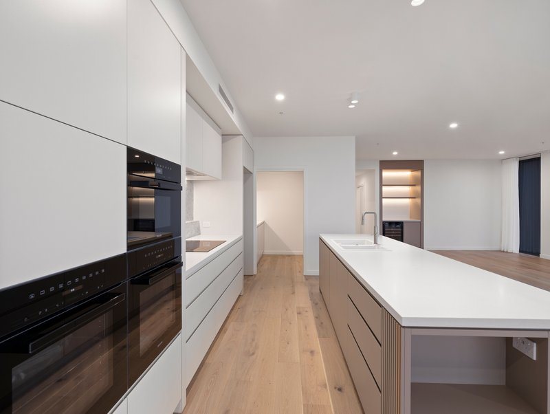 Photo - 701/16-20 Woodcliffe Crescent, Woody Point QLD 4019 - Image 12