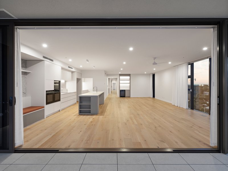 Photo - 701/16-20 Woodcliffe Crescent, Woody Point QLD 4019 - Image 16