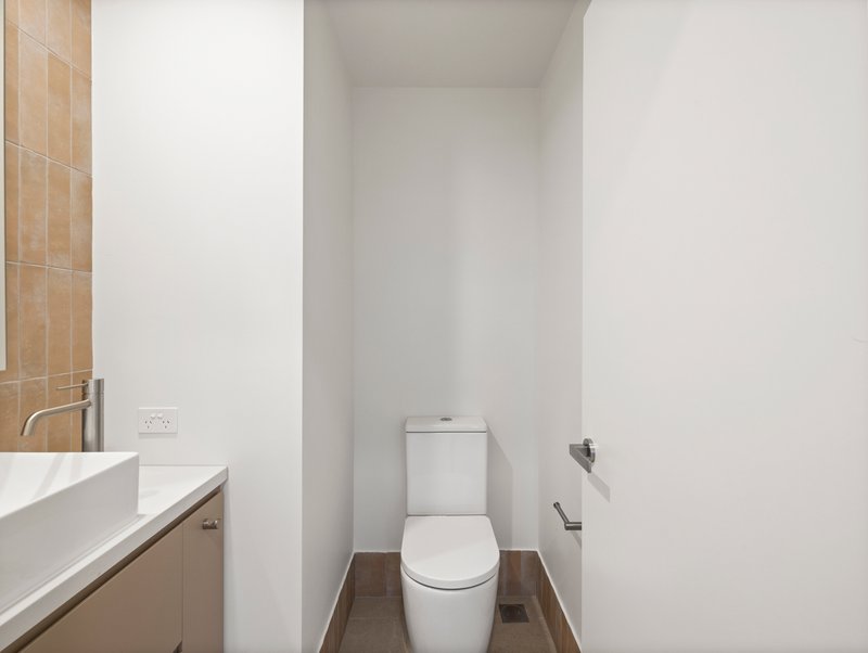 Photo - 701/16-20 Woodcliffe Crescent, Woody Point QLD 4019 - Image 23