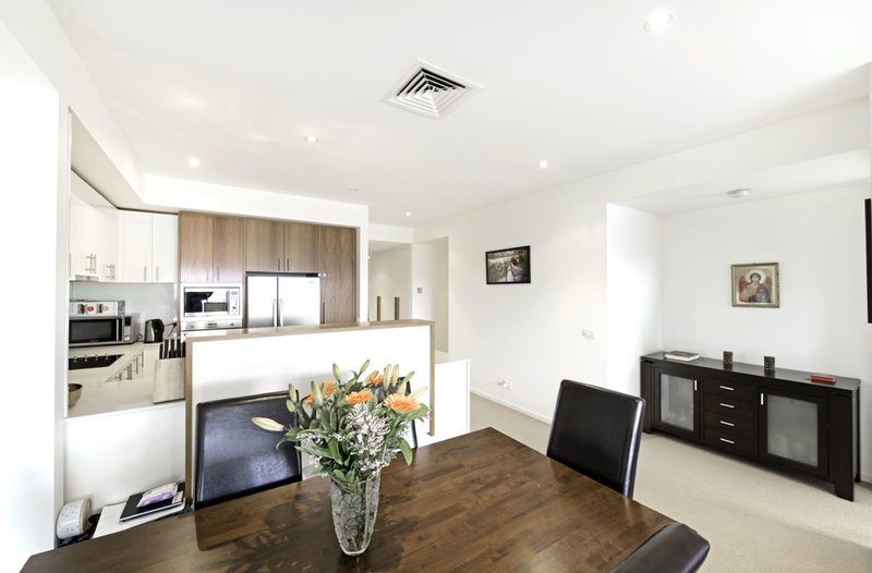 Photo - 701/165 Northbourne Avenue, Turner ACT 2612 - Image 5