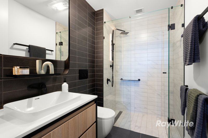 Photo - 701/17 Taylor Street, Moorabbin VIC 3189 - Image 8
