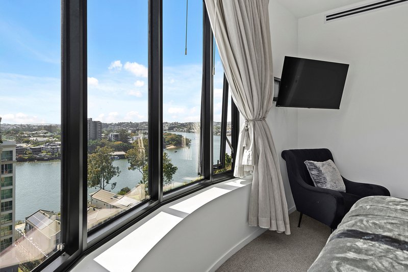 Photo - 701/20 Castlebar Street, Kangaroo Point QLD 4169 - Image 13