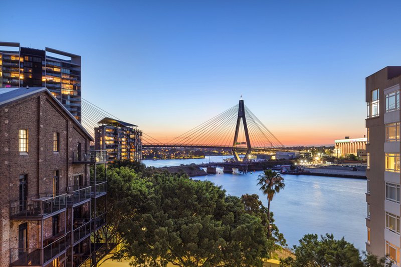 Photo - 701/25 Refinery Drive, Pyrmont NSW 2009 - Image 6