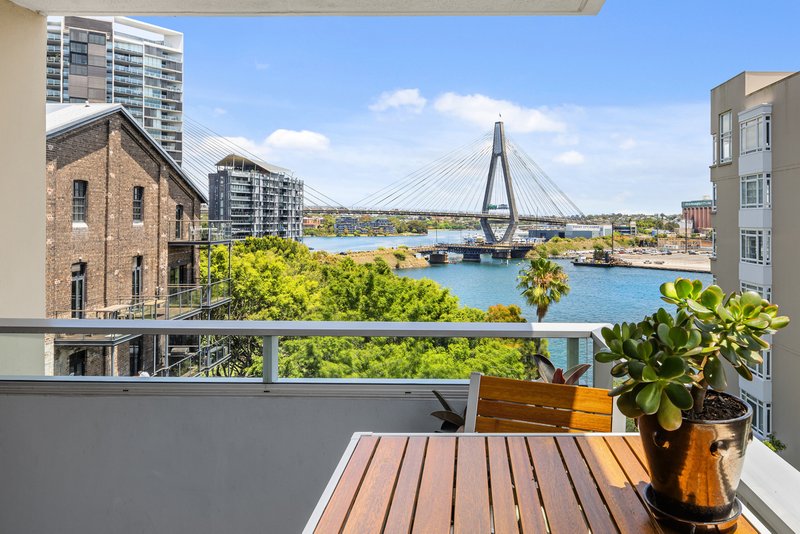 Photo - 701/25 Refinery Drive, Pyrmont NSW 2009 - Image 24