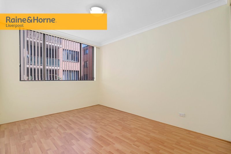 Photo - 70/132 Moore Street, Liverpool NSW 2170 - Image 4