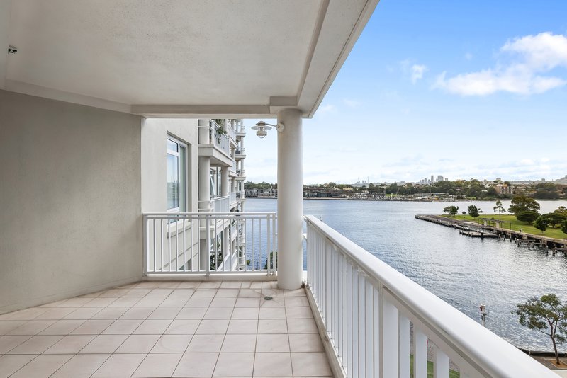 Photo - 701/42 Refinery Drive, Pyrmont NSW 2009 - Image 1