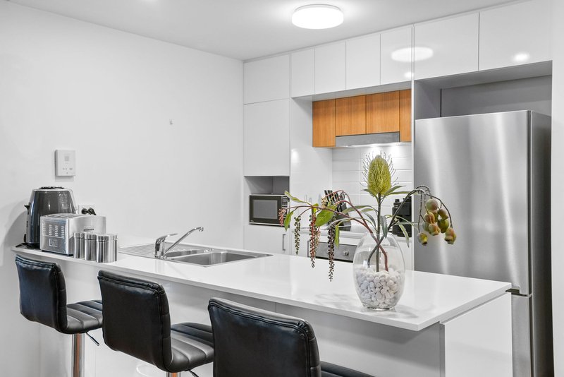 Photo - 701/56 Prospect Street, Fortitude Valley QLD 4006 - Image 3