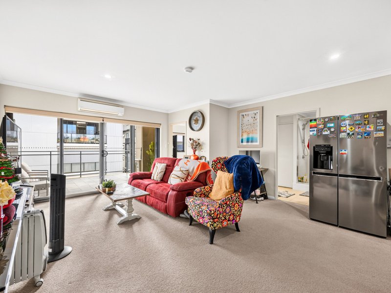 Photo - 70/18 Wellington Street, East Perth WA 6004 - Image 3