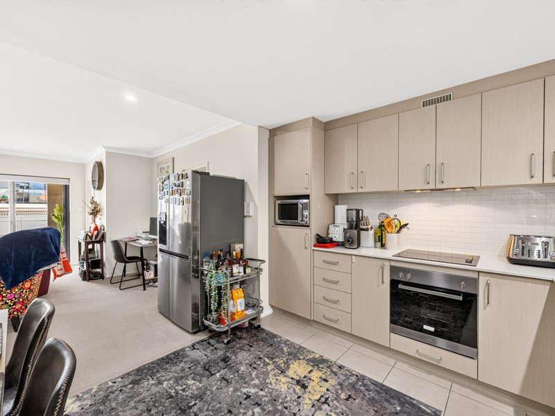Photo - 70/18 Wellington Street, East Perth WA 6004 - Image 8