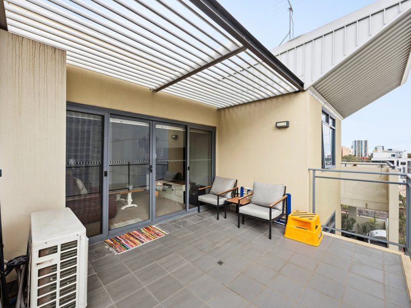 Photo - 70/18 Wellington Street, East Perth WA 6004 - Image 21