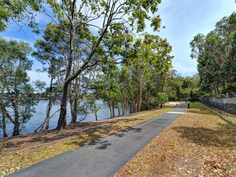 Photo - 70/181 Lae Drive, Coombabah QLD 4216 - Image 16