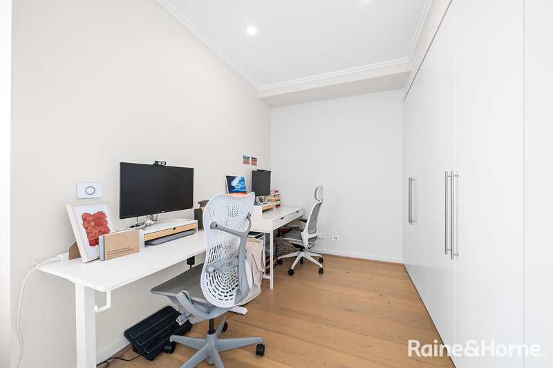 Photo - 701B/3 Timbrol Avenue, Rhodes NSW 2138 - Image 4