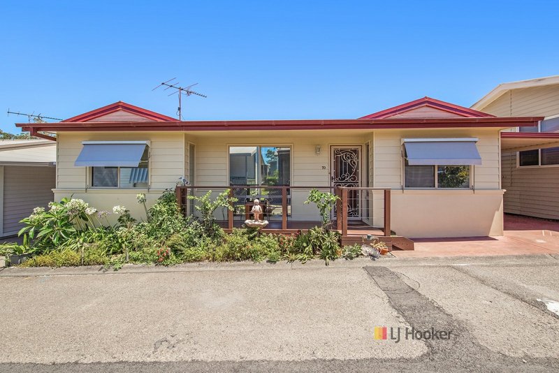 Photo - 70/2 Macleay Drive, Halekulani NSW 2262 - Image 8