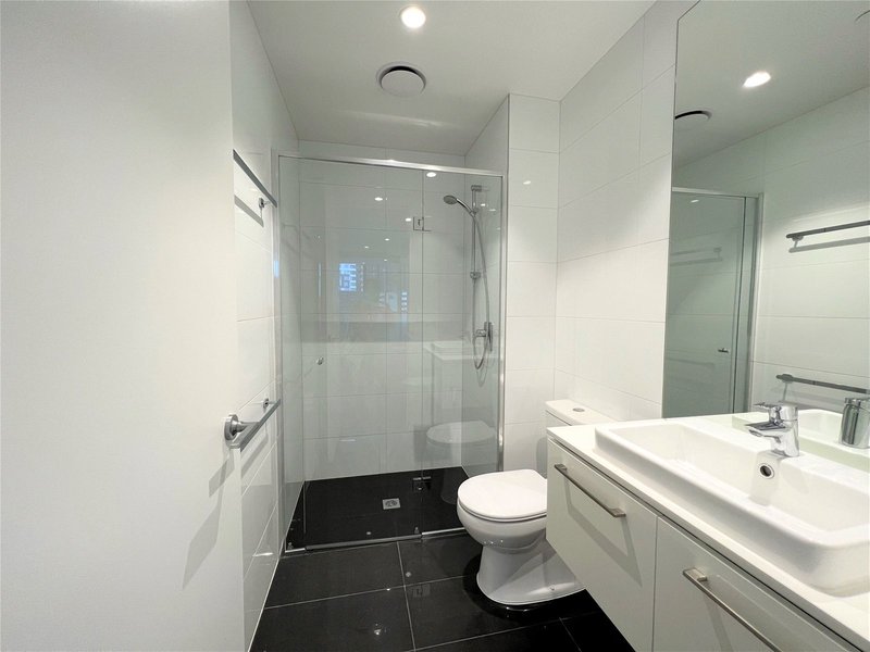 Photo - 702/1 Balston Street, Southbank VIC 3006 - Image 2