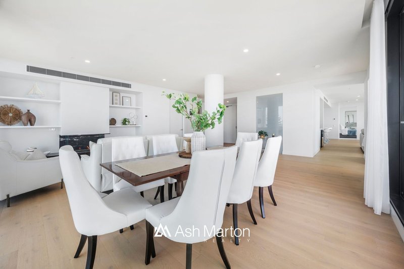 Photo - 702/1 Plowman Place, Frankston VIC 3199 - Image 4
