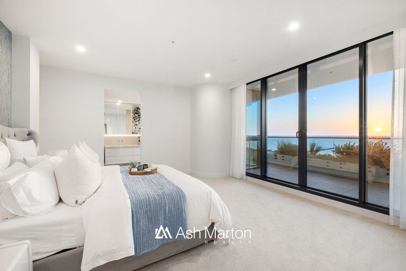 Photo - 702/1 Plowman Place, Frankston VIC 3199 - Image 6