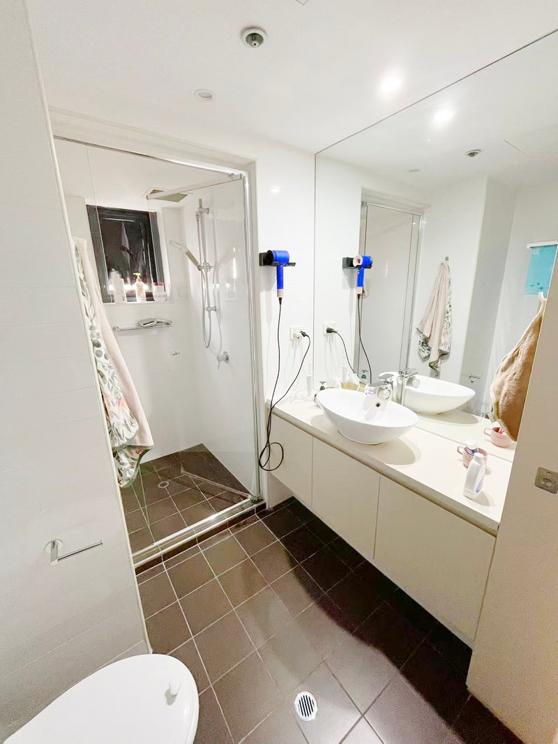 Photo - 702/10 Balfours Way, Adelaide SA 5000 - Image 6