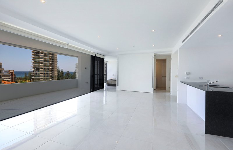 Photo - 702/17 Albert Avenue, Broadbeach QLD 4218 - Image 6