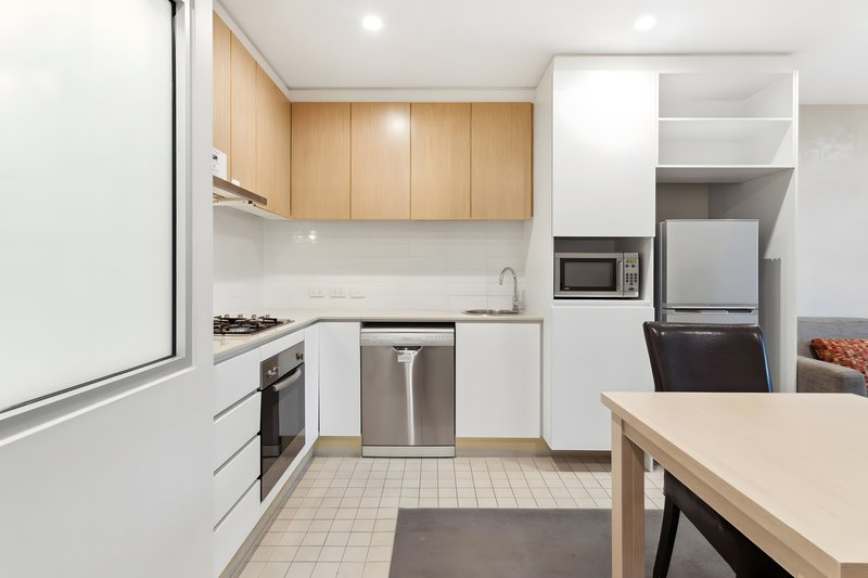 Photo - 702/185 Morphett Street, Adelaide SA 5000 - Image 3