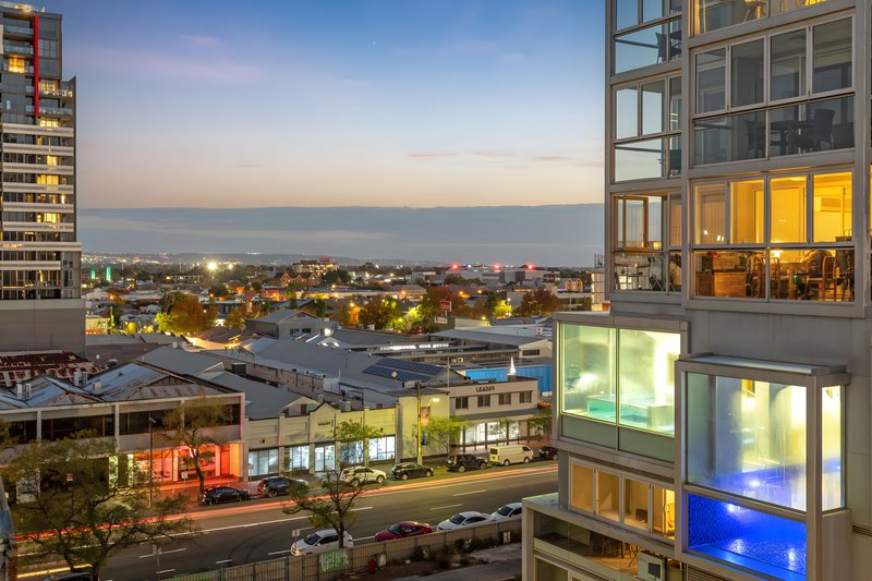 Photo - 702/185 Morphett Street, Adelaide SA 5000 - Image 9