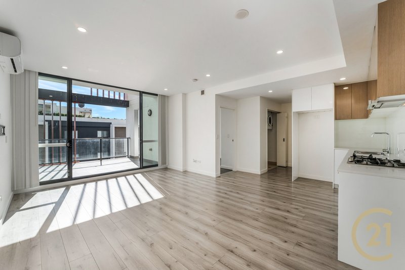 Photo - 702/52-54 Copeland Street, Liverpool NSW 2170 - Image 2