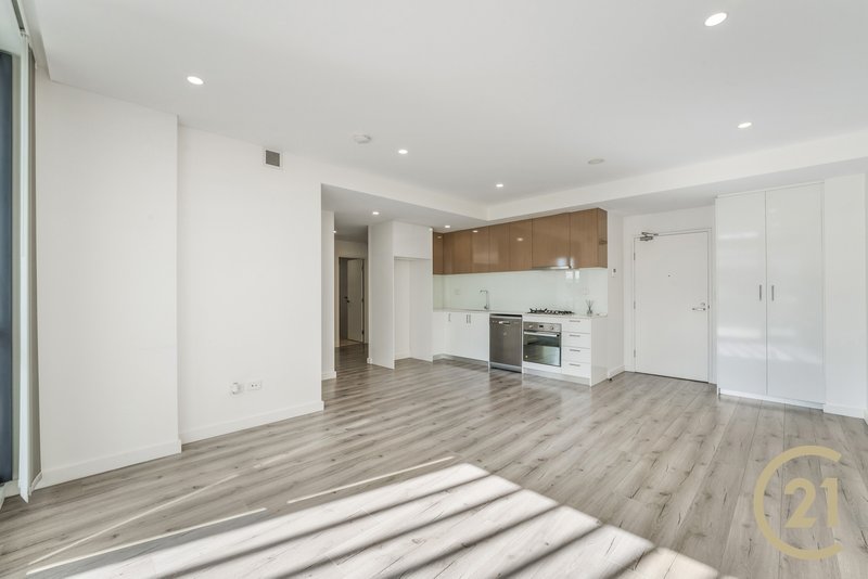 Photo - 702/52-54 Copeland Street, Liverpool NSW 2170 - Image 3