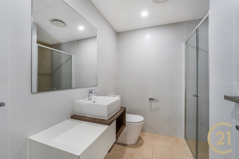 Photo - 702/52-54 Copeland Street, Liverpool NSW 2170 - Image 6