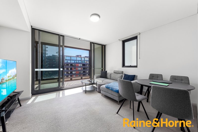 Photo - 702/55 Hill Road, Wentworth Point NSW 2127 - Image 4