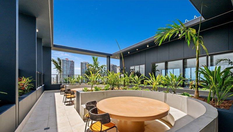 Photo - 702/59 Meron Street, Southport QLD 4215 - Image 3