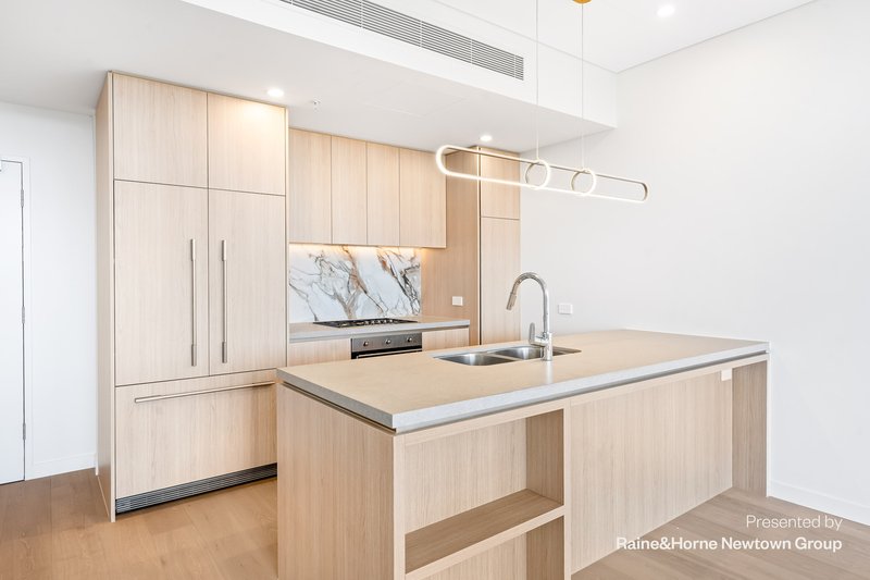 Photo - 702/6 Stovemaker Lane, Erskineville NSW 2043 - Image 2